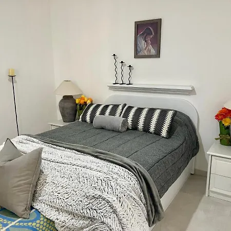 Ta Phyllis - & With Sunset & Sea Views Айнсилем