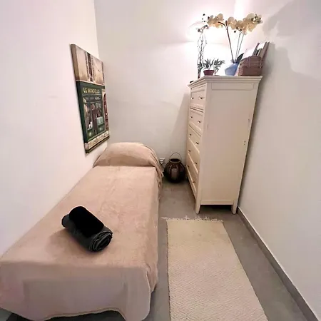 Apartment Ta Phyllis - & With Sunset & Sea Views Ghajnsielem