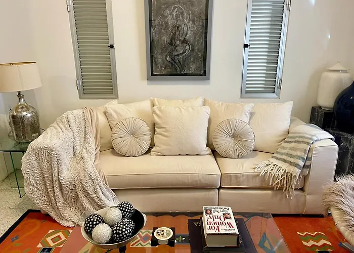 Ta Phyllis - & With Sunset & Sea Views *