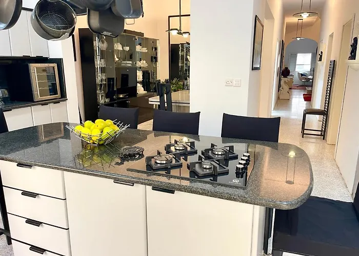 Ta Phyllis - & With Sunset & Sea Views Għajnsielem