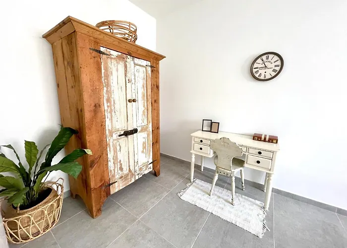 Ta Phyllis - & With Sunset & Sea Views Għajnsielem