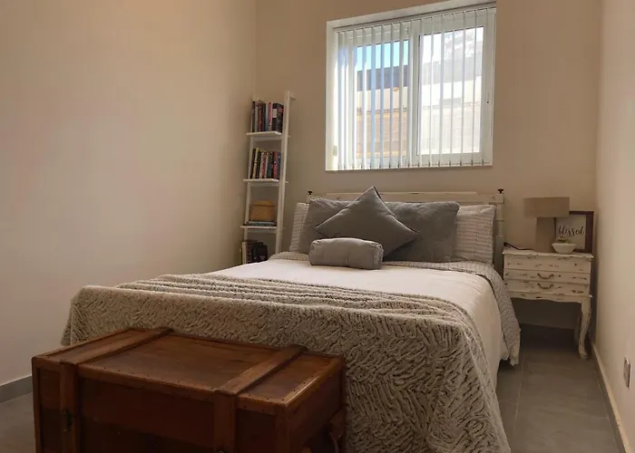 Ta Phyllis - & With Sunset & Sea Views