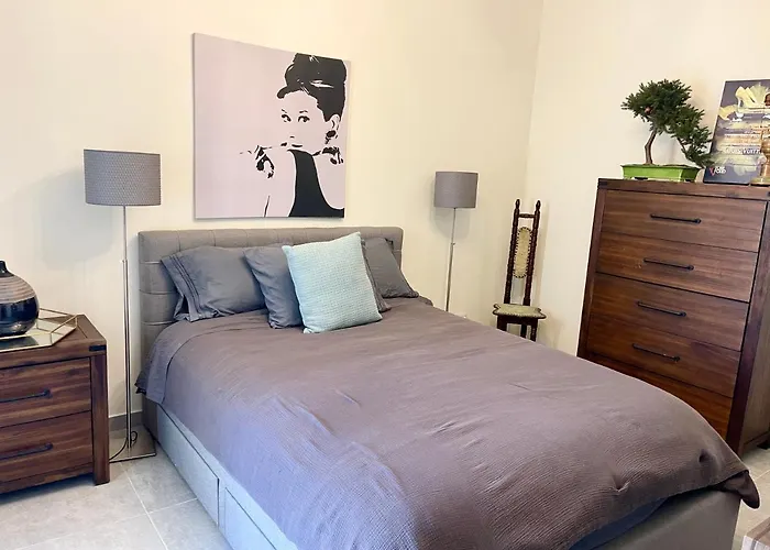 Daire Ta Phyllis - & With Sunset & Sea Views Għajnsielem