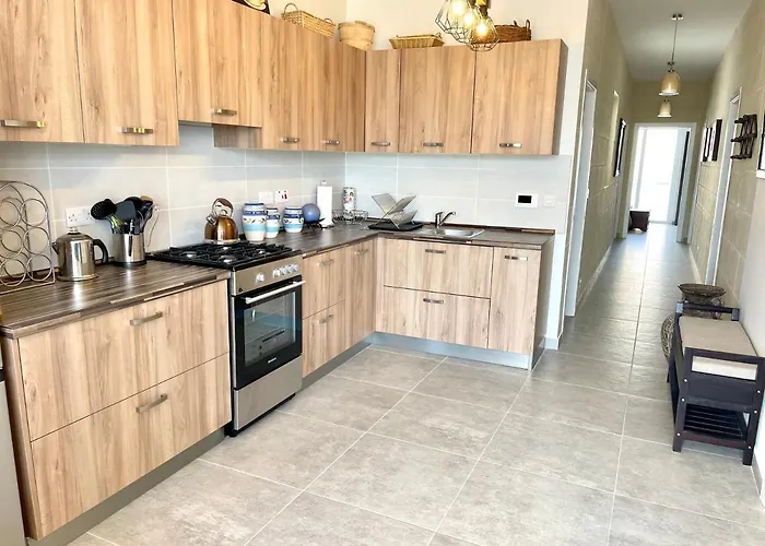 Daire Ta Phyllis - & With Sunset & Sea Views *