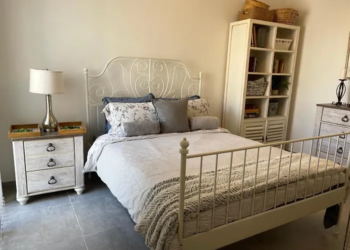 Διαμέρισμα Ta Phyllis - & With Sunset & Sea Views Għajnsielem