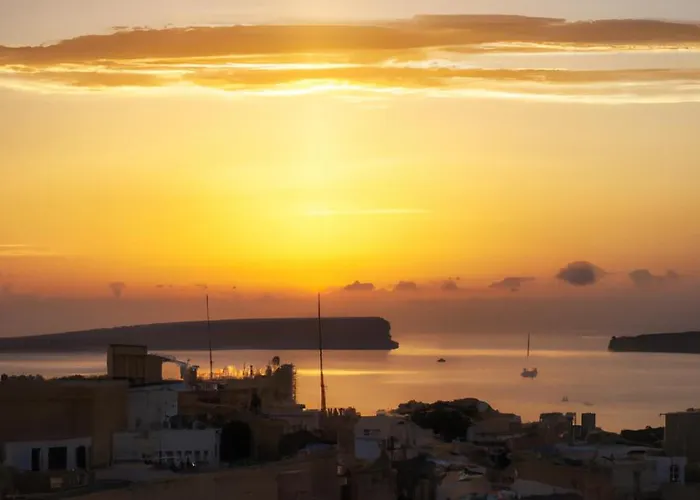 Daire Ta Phyllis - & With Sunset & Sea Views *